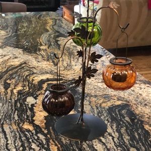 3 hanging tee lights with metal stand
